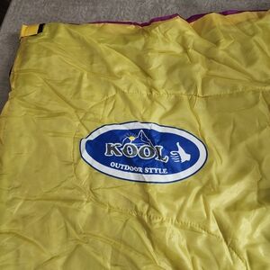 Sleeping Bag Reversible Kool Outdoor Style Yellow Light Weight Sleeping Bag NEW